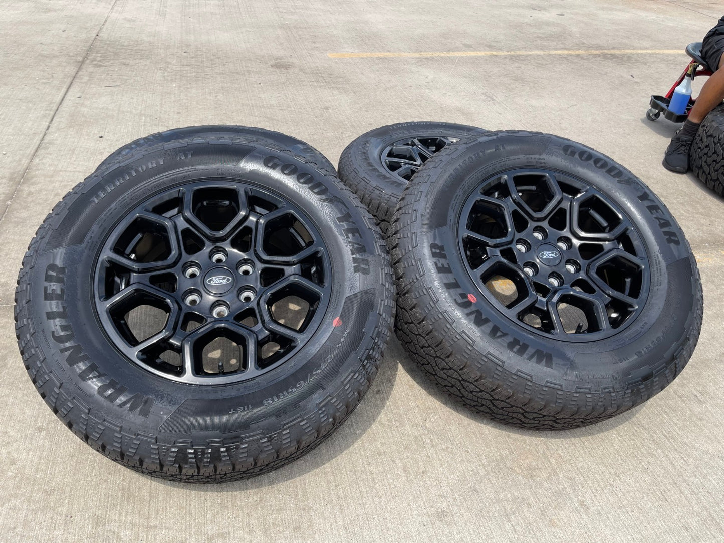 18" Ford F-150 OEM rims wheels 95049 10340 Expedition 2023 2024 2025 2026 NEW