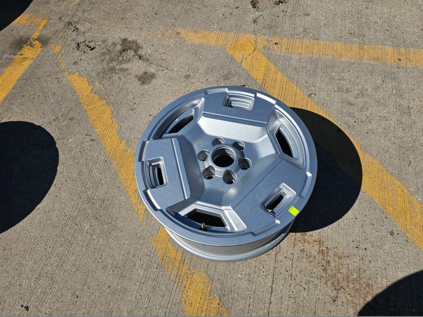 17" Nissan Frontier OEM Retro Hardbody Edition 62783 wheels rims 2024 2025 NEW