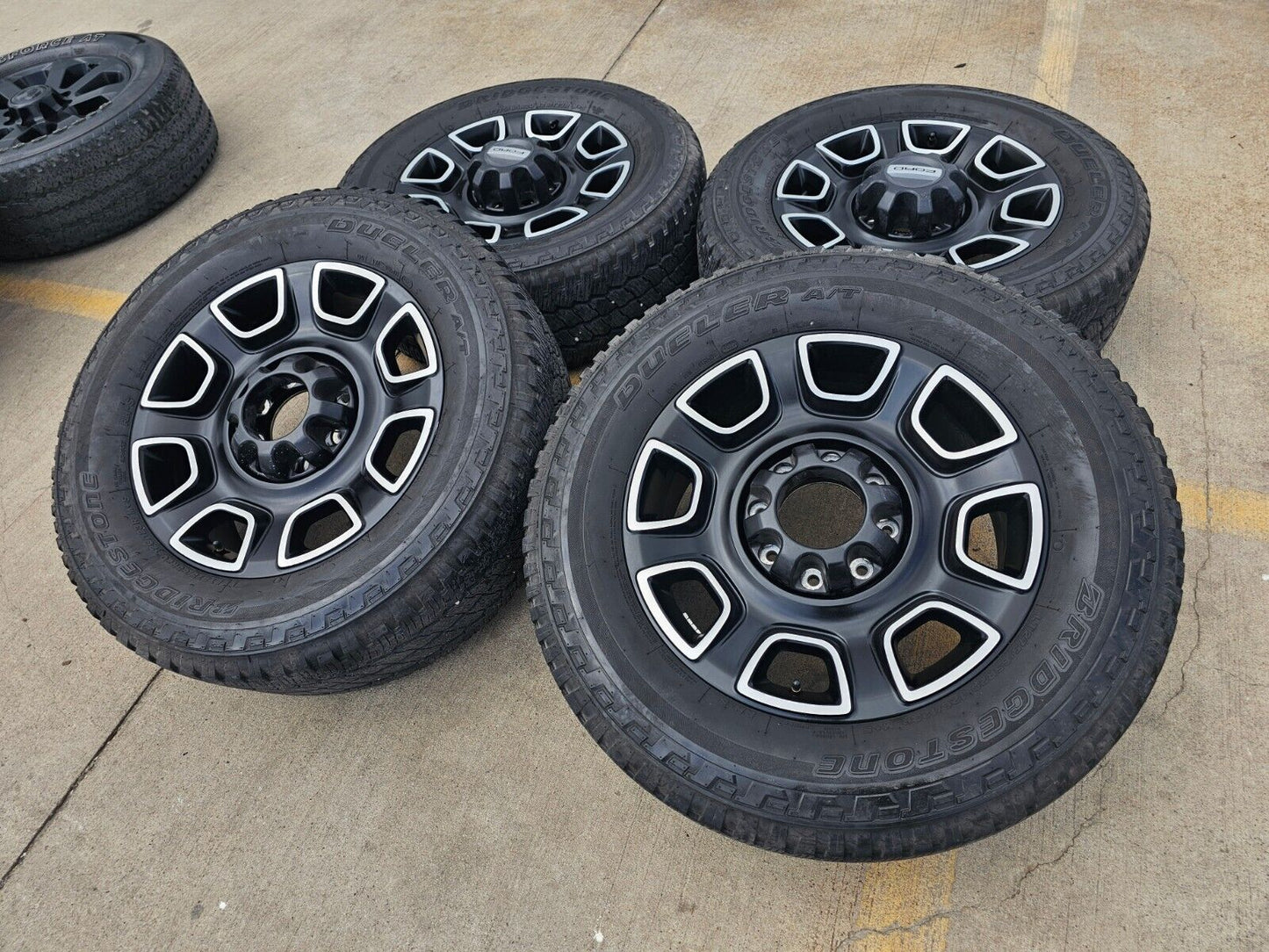 20" Ford F-250 F-350 OEM Lariat Platinum wheels rims 10486 tires