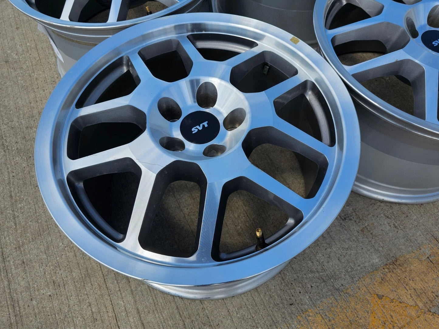 18" Ford Mustang SVT GT OEM wheels rims 3668