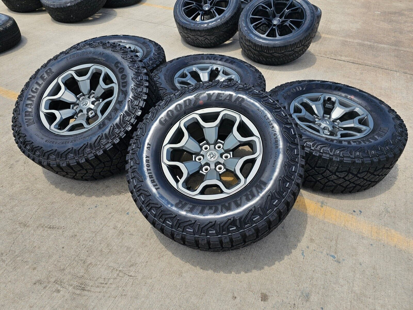 18" Dodge Ram 1500 TRX GRAY OEM 66002 wheels rims 35" tires 2023 2024 2025 NEW