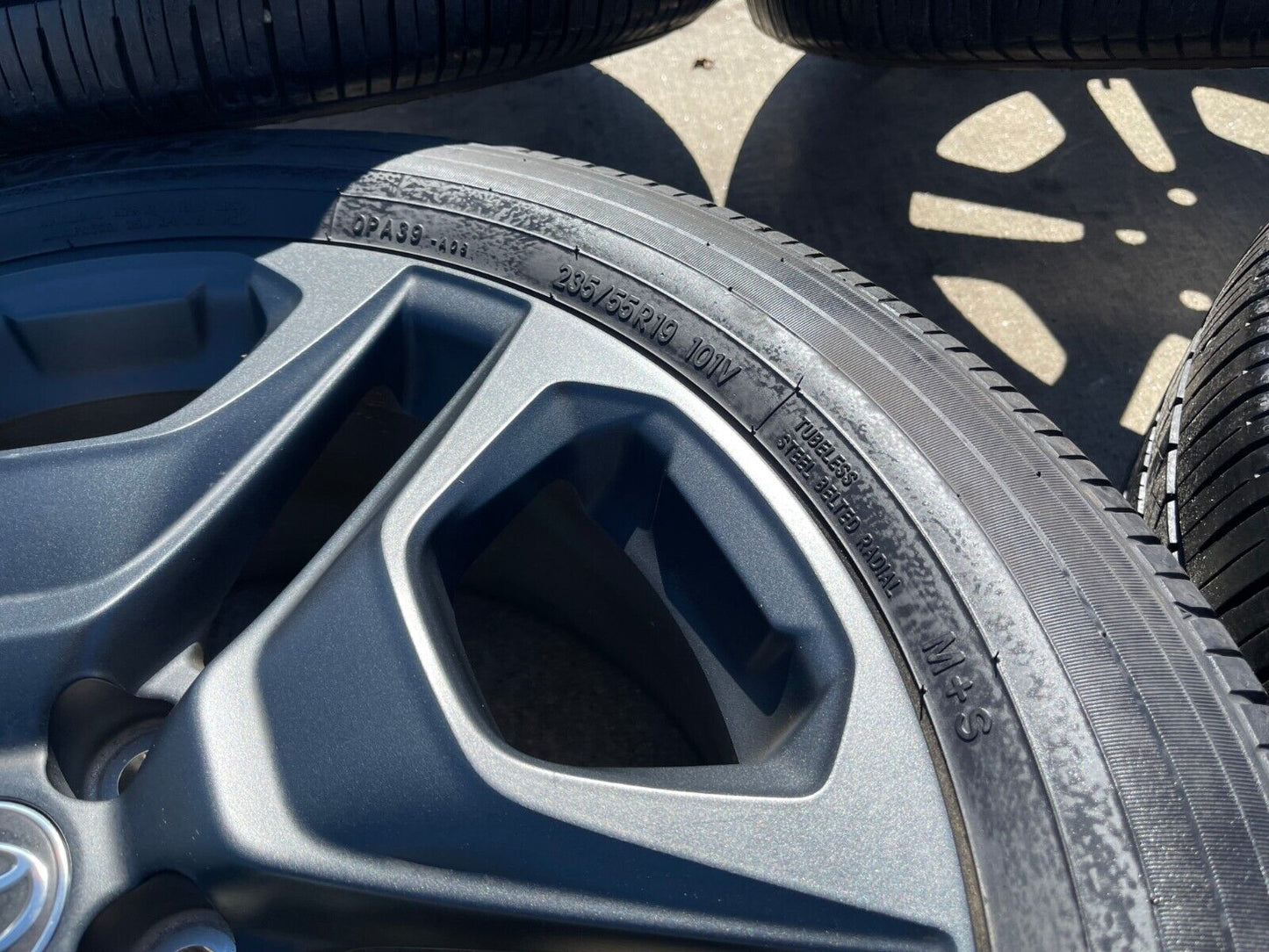 19" Toyota Rav4 Premium OEM wheels rims 75243 Highlander 2022 2023 2024 2025