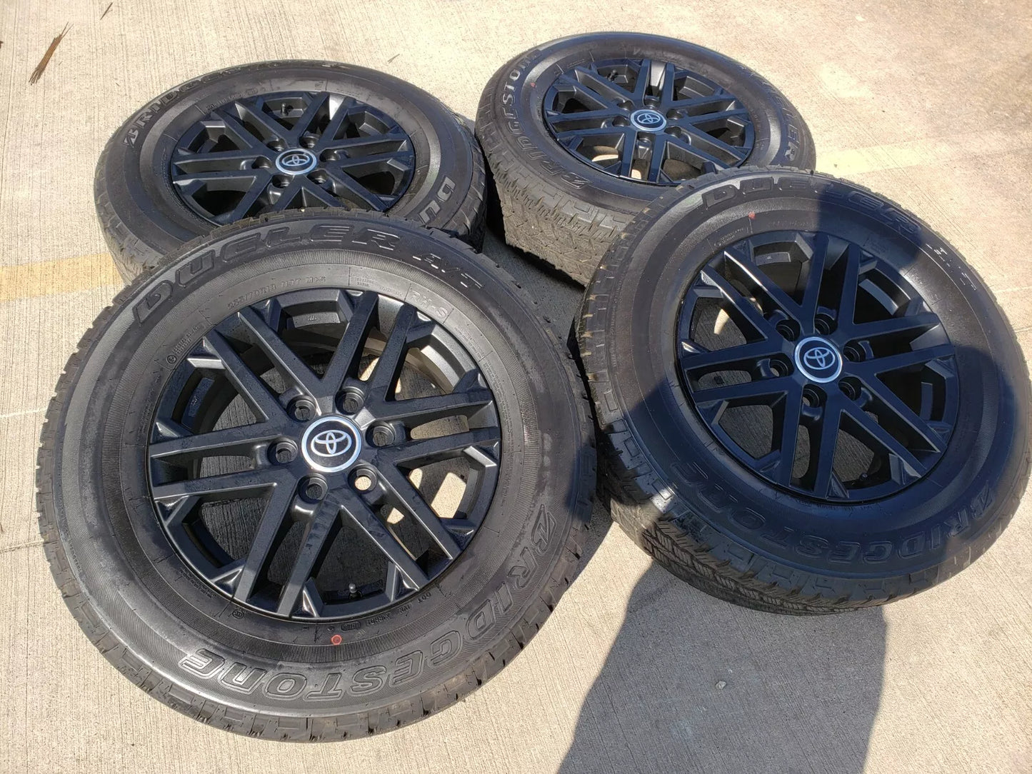 18" Toyota Tundra TRD OEM wheels rims 75281 black Sequoia LX600 2024 2025 NEW