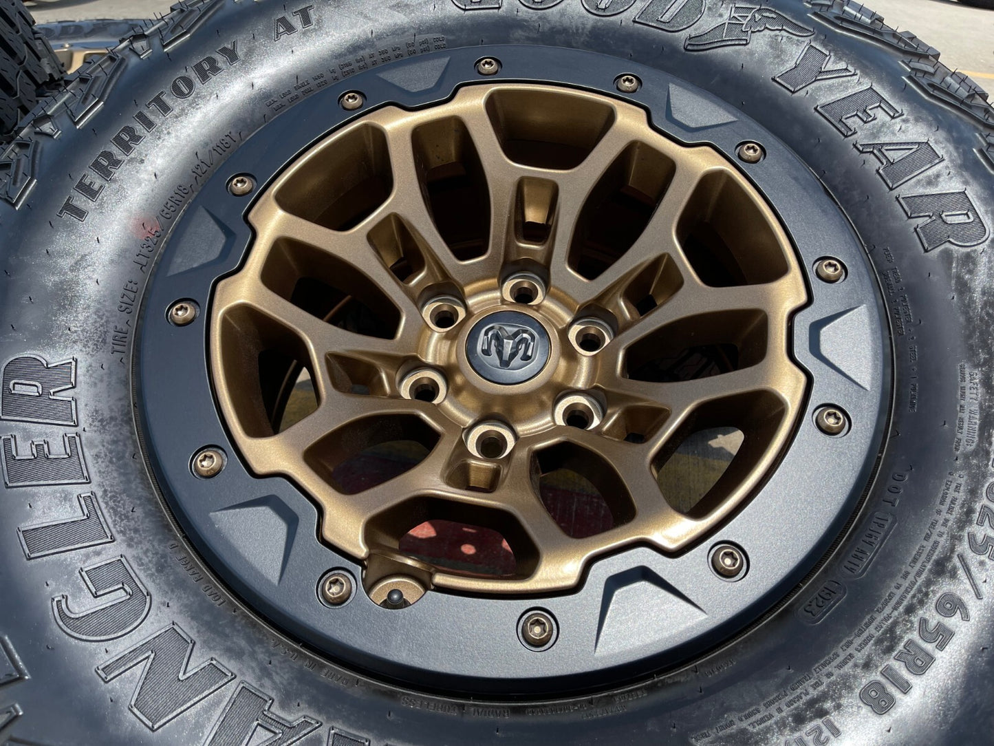 18" Dodge Ram 1500 RHO TRX Beadlock OEM bronze wheel rim 2735 tires 35" NEW