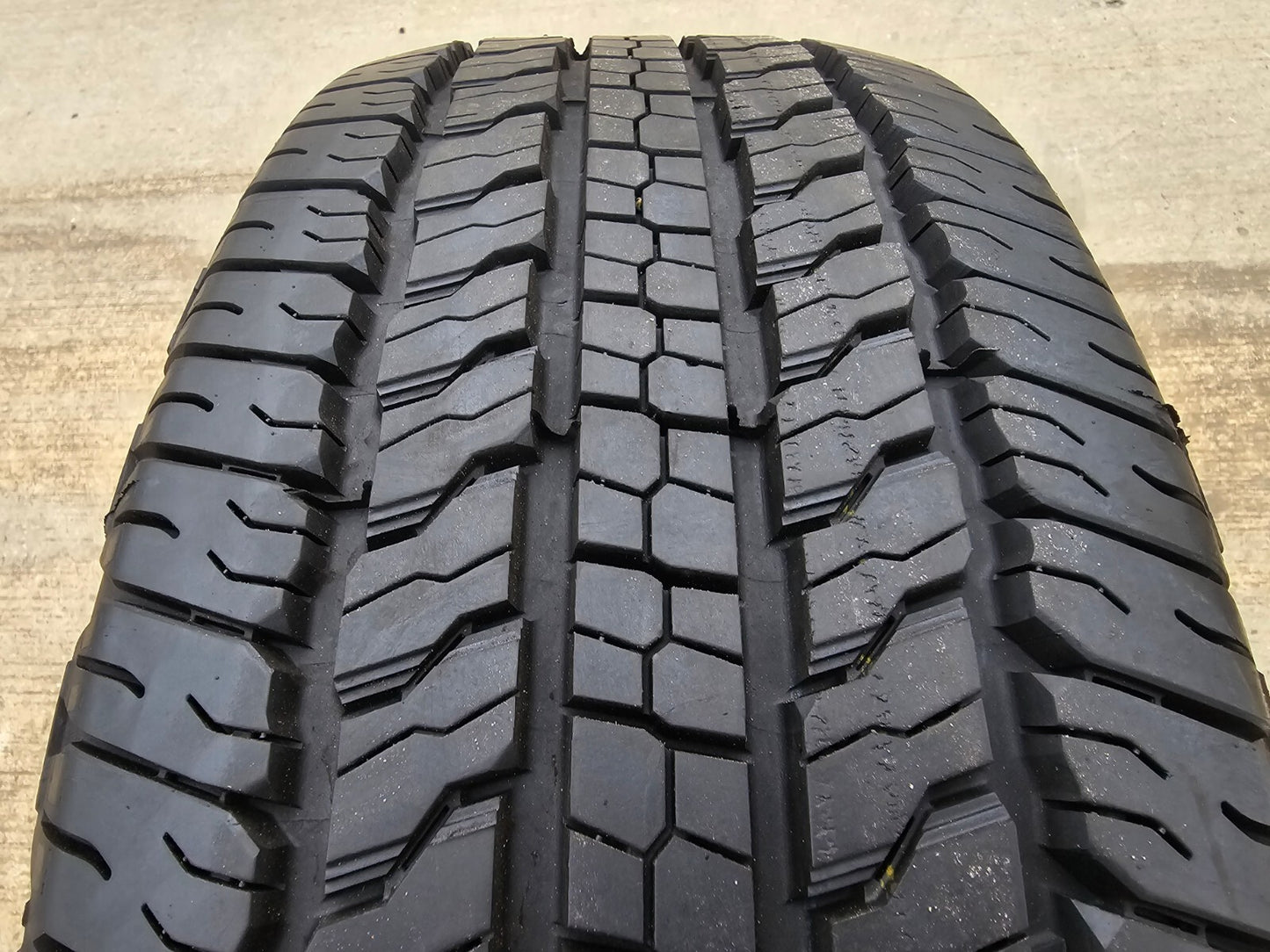17" Chevy Colorado GMC Canyon OEM 5672 wheel rim tire 2019 2020 2021 2022 NEW