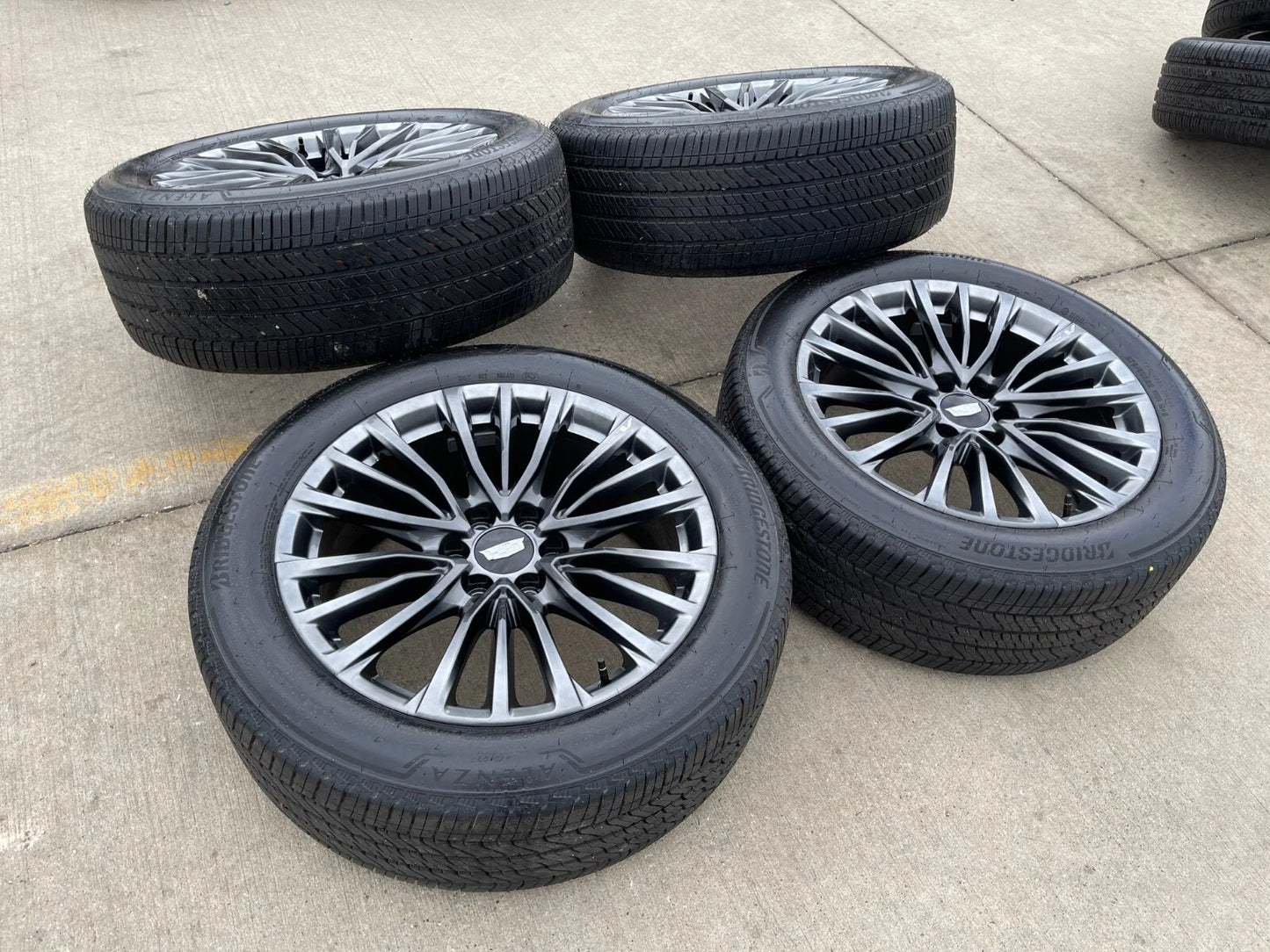 22" Cadillac Escalade V Platinum OEM ORIGINAL 4883 wheels rims 2024 2025 NEW