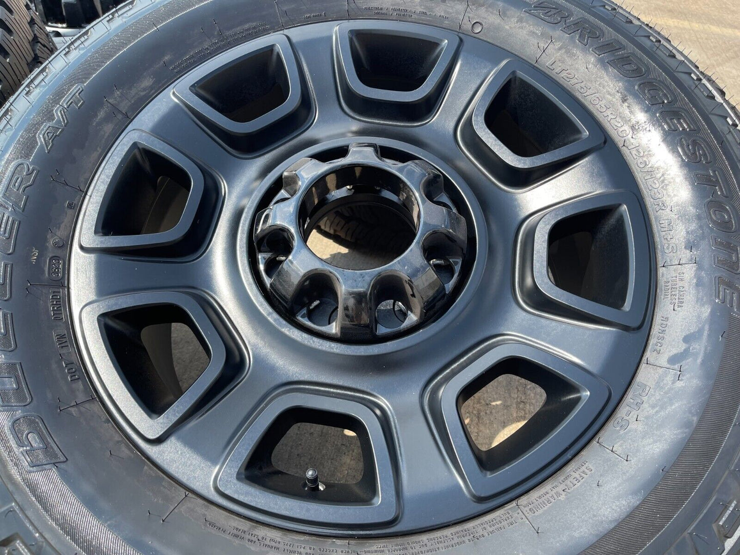 20" Ford F-250 F-350 OEM Lariat Platinum wheels rims 10486 tires 2024 2025 NEW