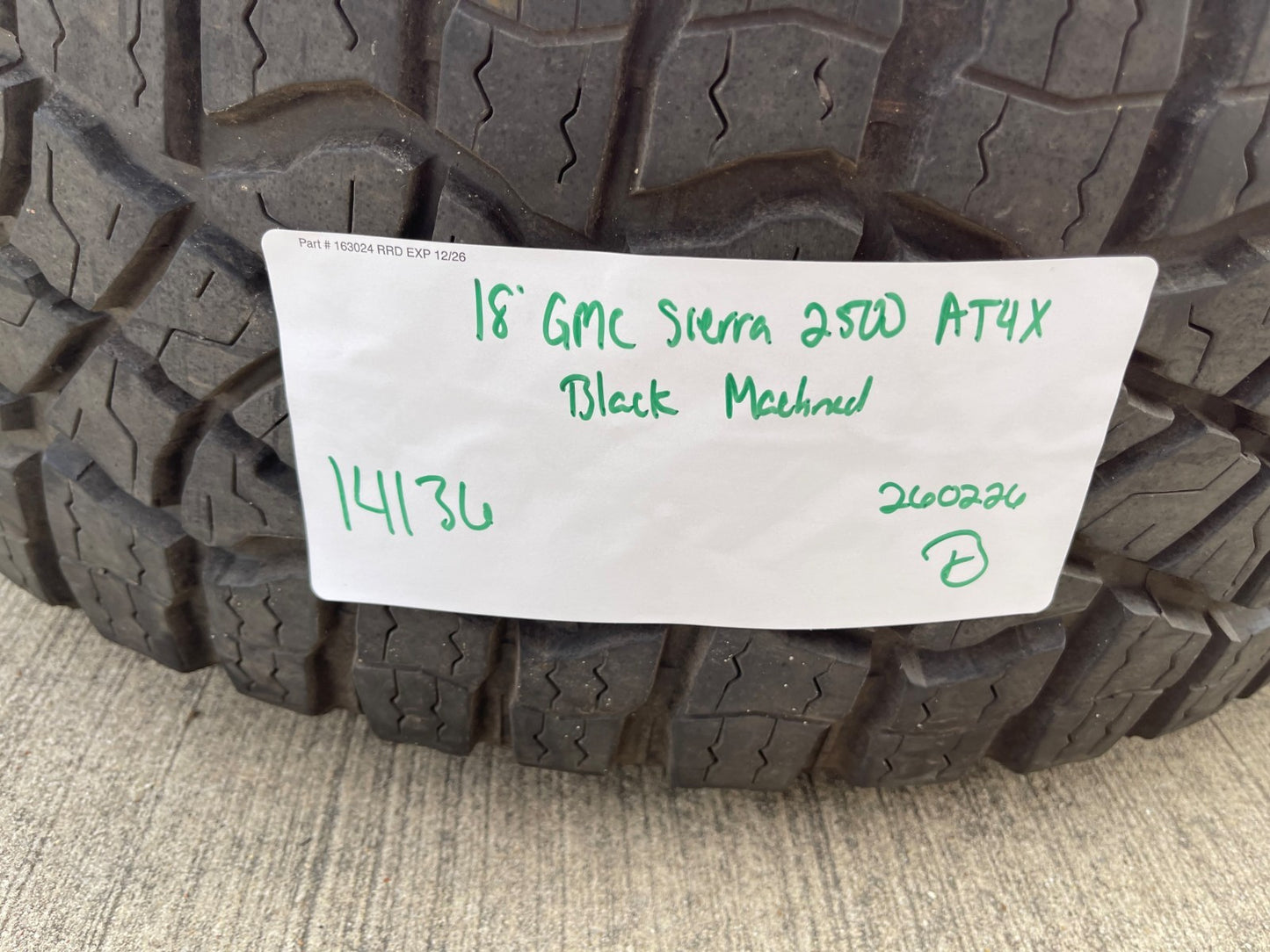 18" GMC Sierra AT4X Chevy Trail Boss 2500 OEM 14136 wheels rims GOODYEAR 35"