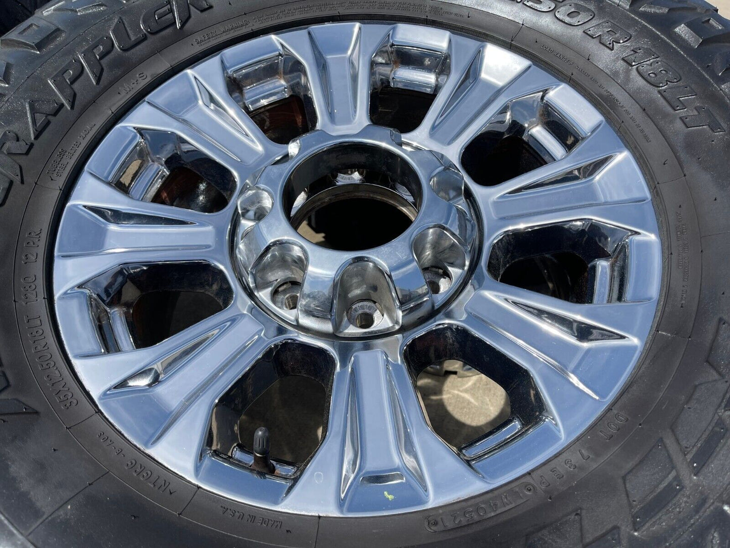 18" Ford F-250 F-350 OEM rims wheels 10097 tires 35" NITTO