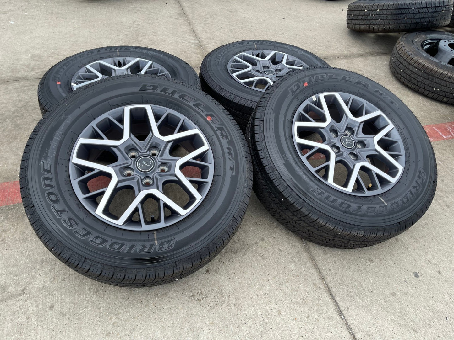 18" Jeep Grand Cherokee OEM wheels rims 51649 Wrangler 2024 2025 2026 NEW
