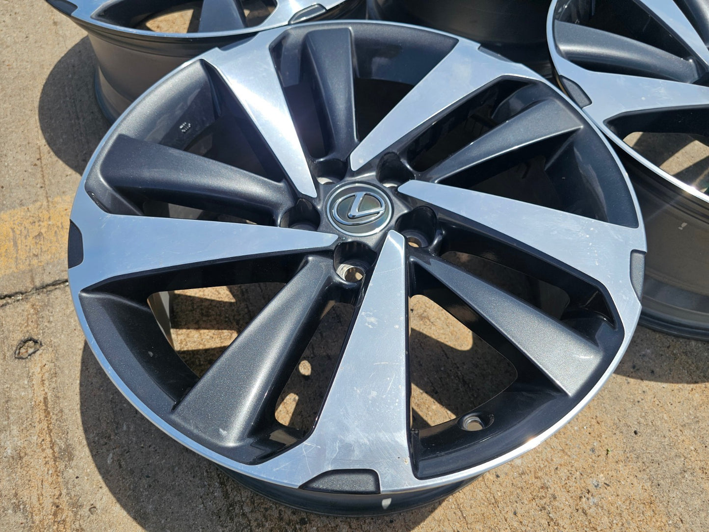 18" Lexus NX200T OEM wheels rims 74372 Camry Avalon RAV4