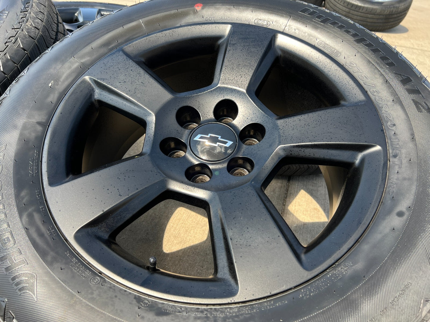 20" Chevy Tahoe Black Z71 OEM 5652 5806 wheels rims tires NEW