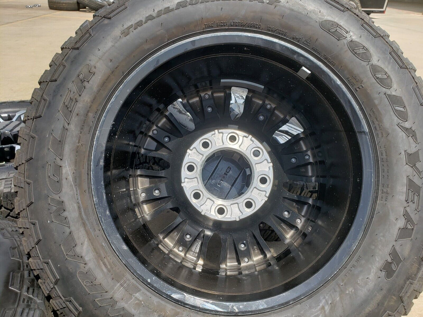 20" GMC Sierra DENALI ULTIMATE 2500 3500 OEM wheels rims 5958 Chevy tires
