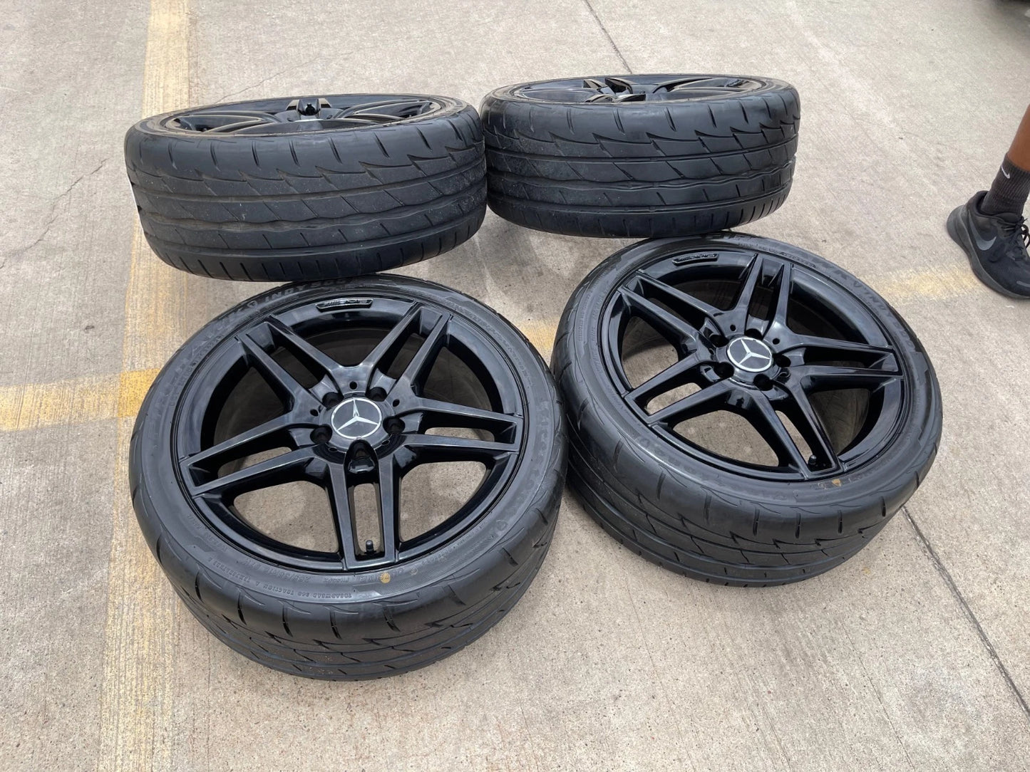 18" Mercedes E350 E550 C300 C E S Class AMG OEM 85458 85398 wheels rims tires