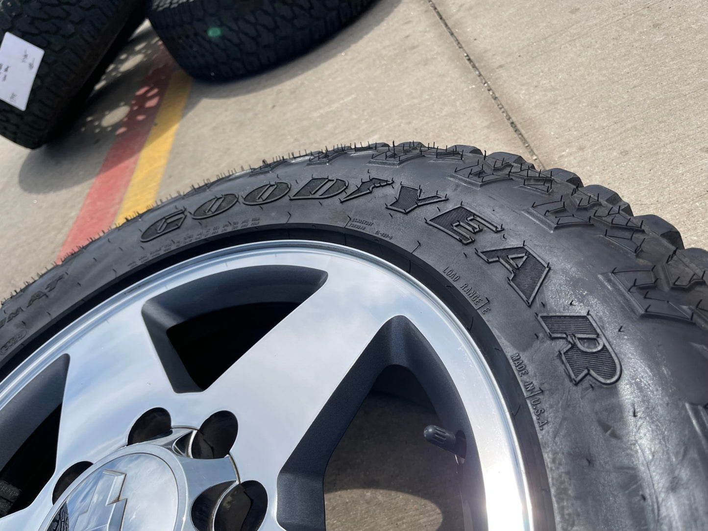 20" Chevy Silverado GMC Sierra 2500 3500 OEM 5503 rims wheels 8x180