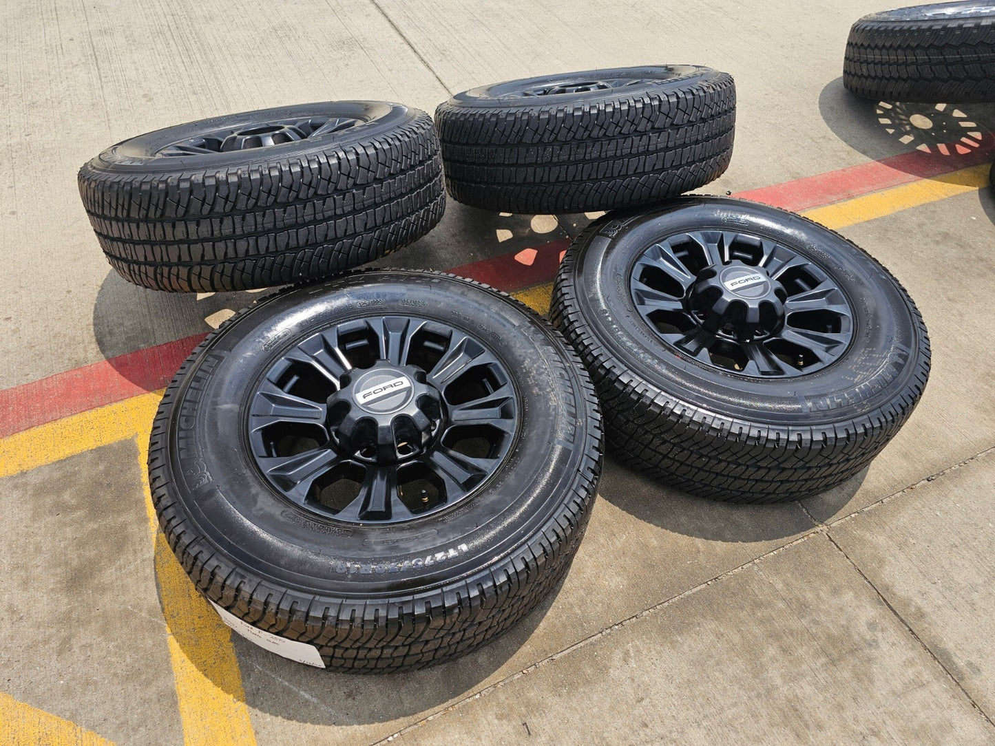 18" Ford F-250 F-350 OEM rims wheels 10097 tires MICHELIN NEW