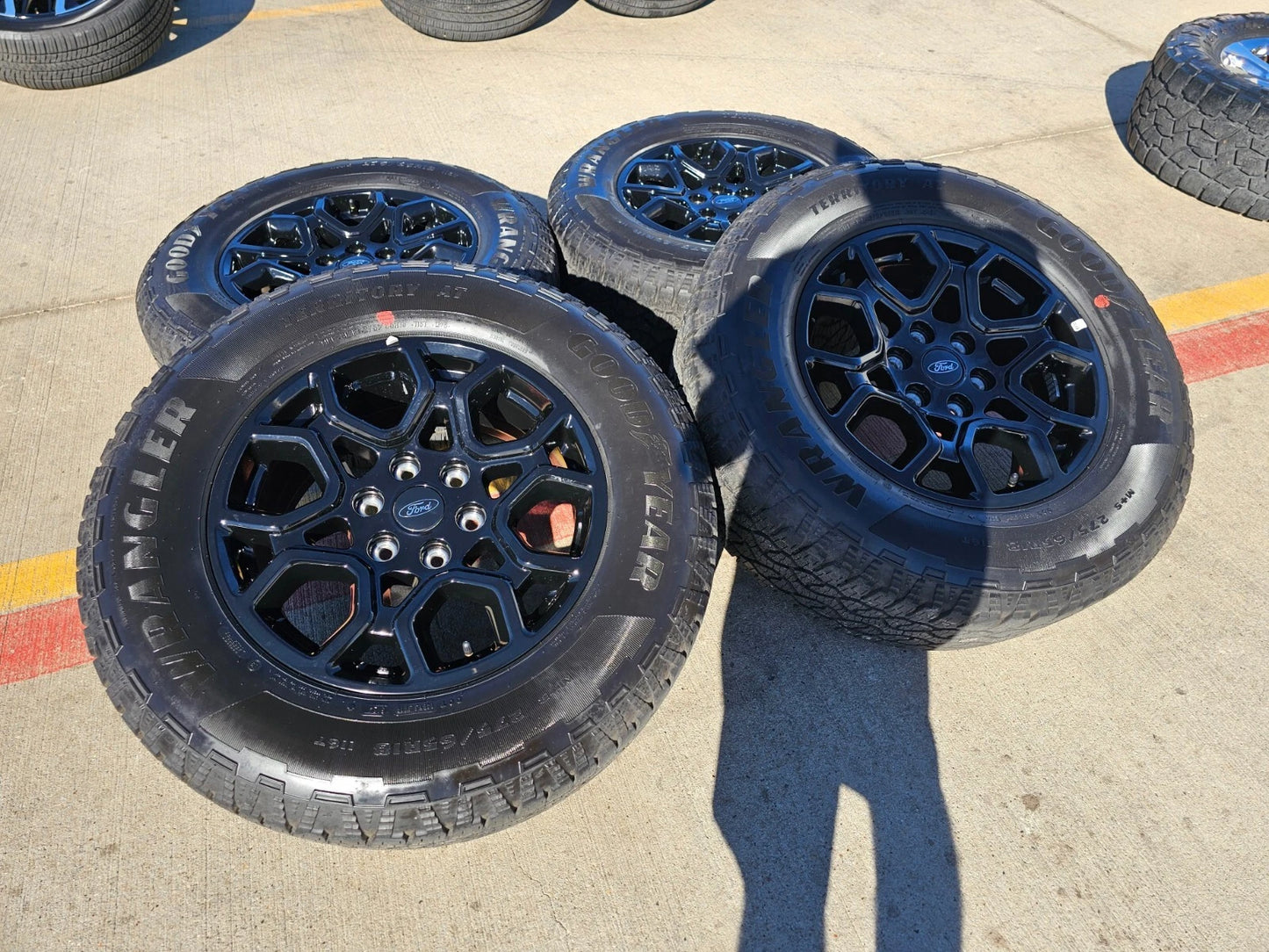 18" Ford F-150 OEM rims wheels 95049 10340 Expedition 2023 2024 2025 2026 NEW