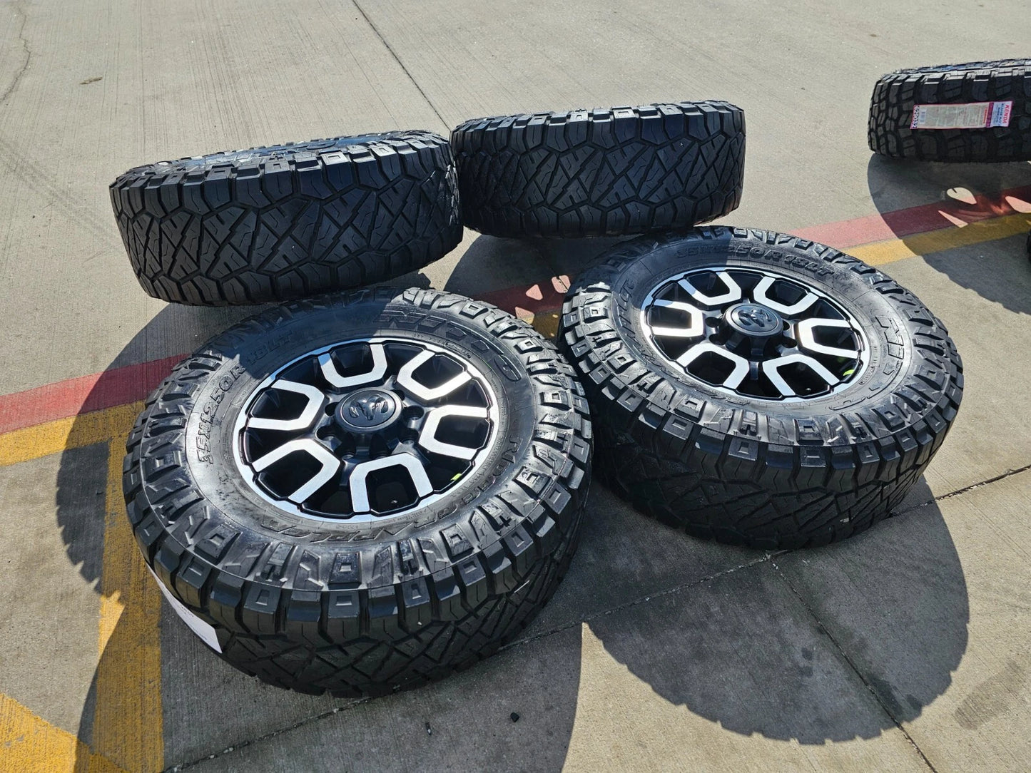 18" Ram 2500 3500 LARAMIE OEM wheels rims 2694 tires 35" NITTO