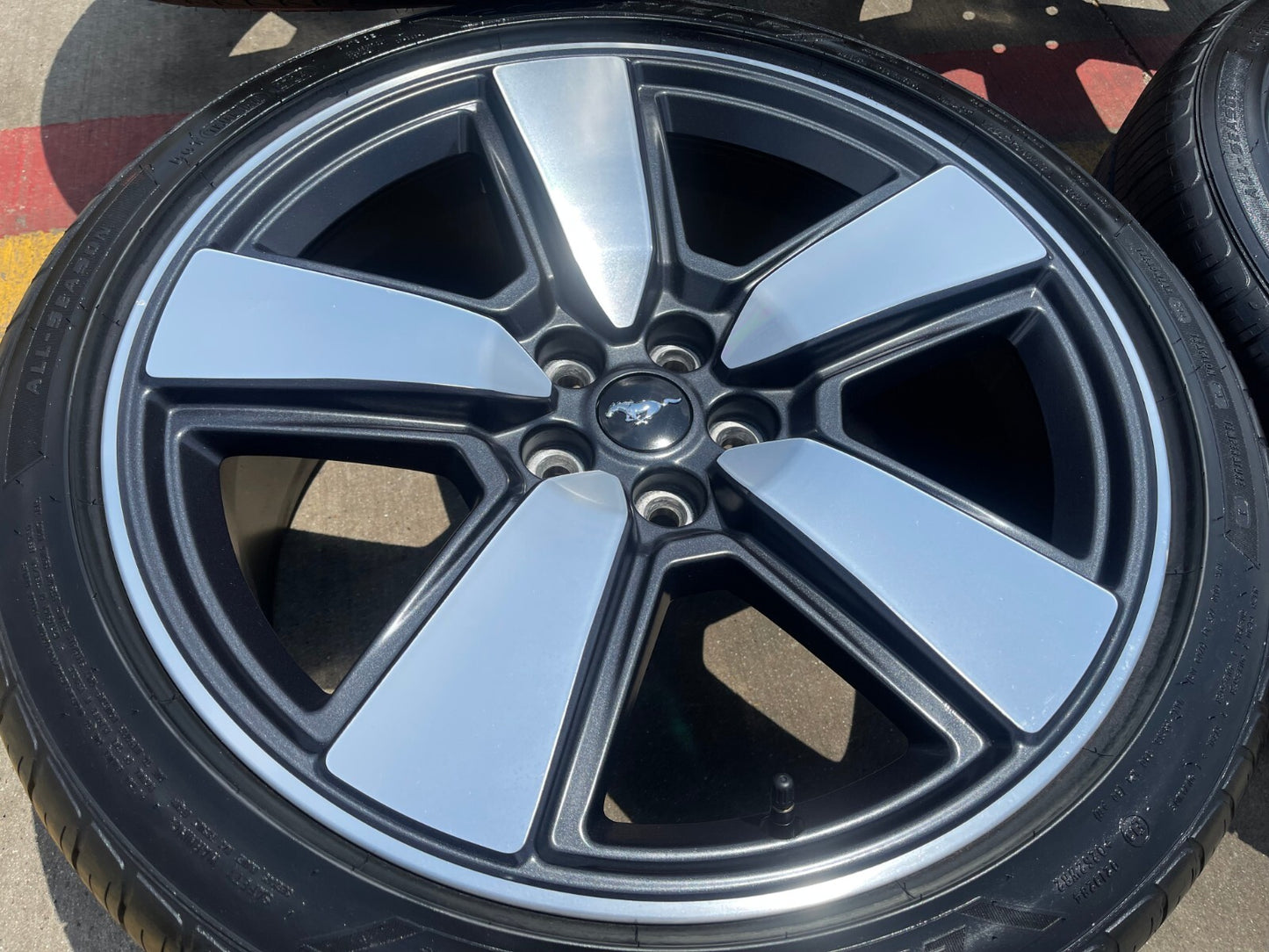 20" Ford Mustang GT OEM wheels rims 2021 2022 2023 2024 2025 2026 NEW