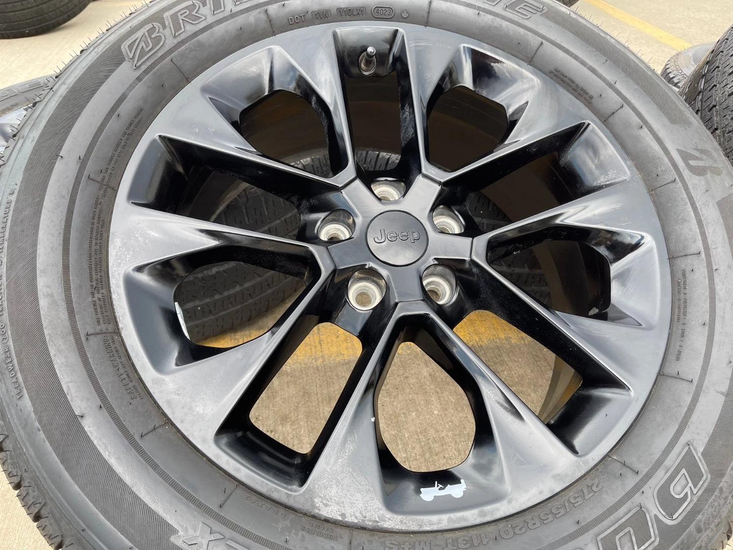 20" Jeep Wrangler HIGH ALTITUDE 9262 96902 OEM wheels rims Gladiator BRIDGESTONE