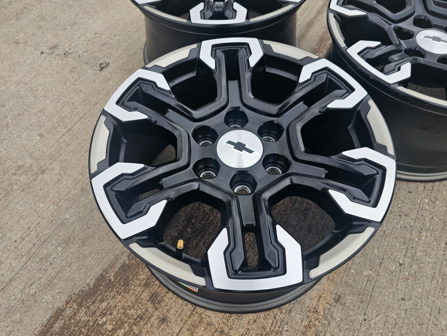 18" Chevy Silverado ZR2 Tahoe GMC Sierra OEM 95415 wheel rim 2023 2024 2025 NEW