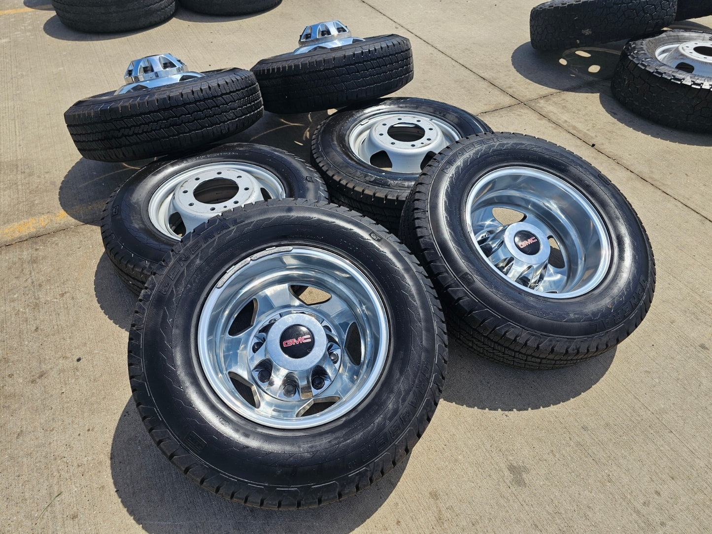 17" Chevy Silverado GMC Sierra 3500 Dually rims wheels OEM 5519 5520 GENERAL