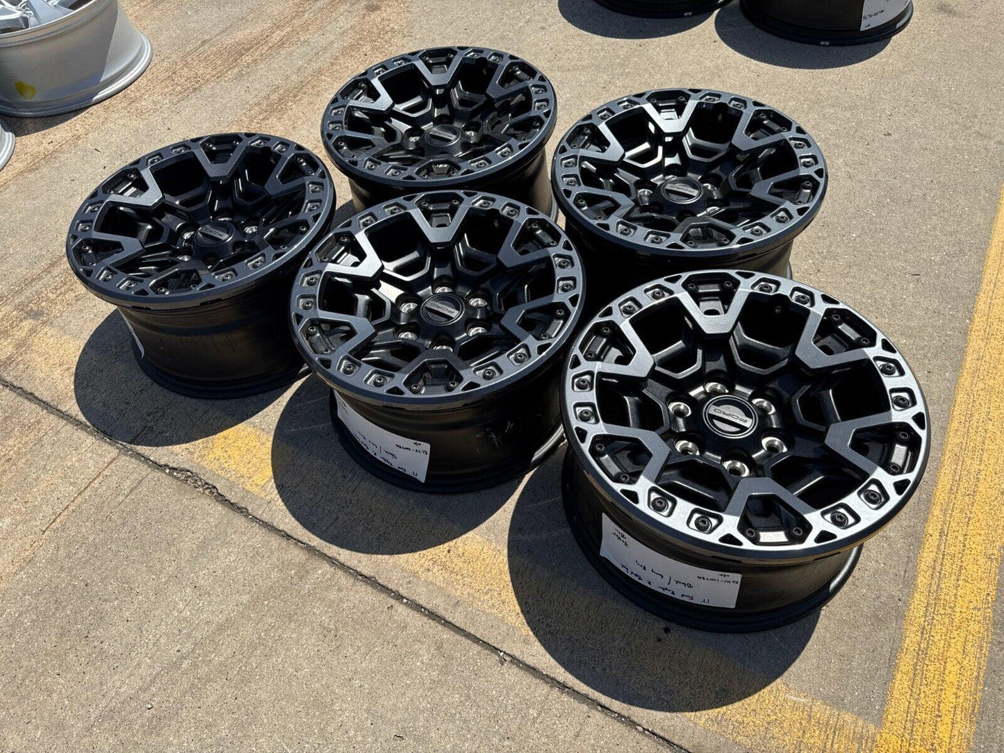 17" Ford F-150 Raptor R OEM BEADLOCK rims wheels 2024 2025