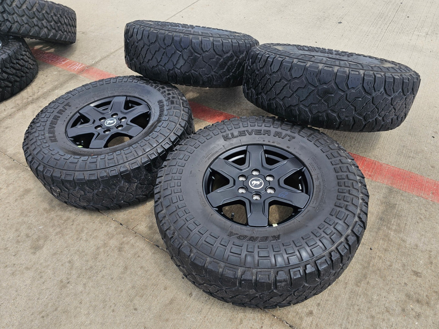 (4) 17" Ford Bronco wheels rims 95292 10383 SASQUATCH Ranger KENDA 37"