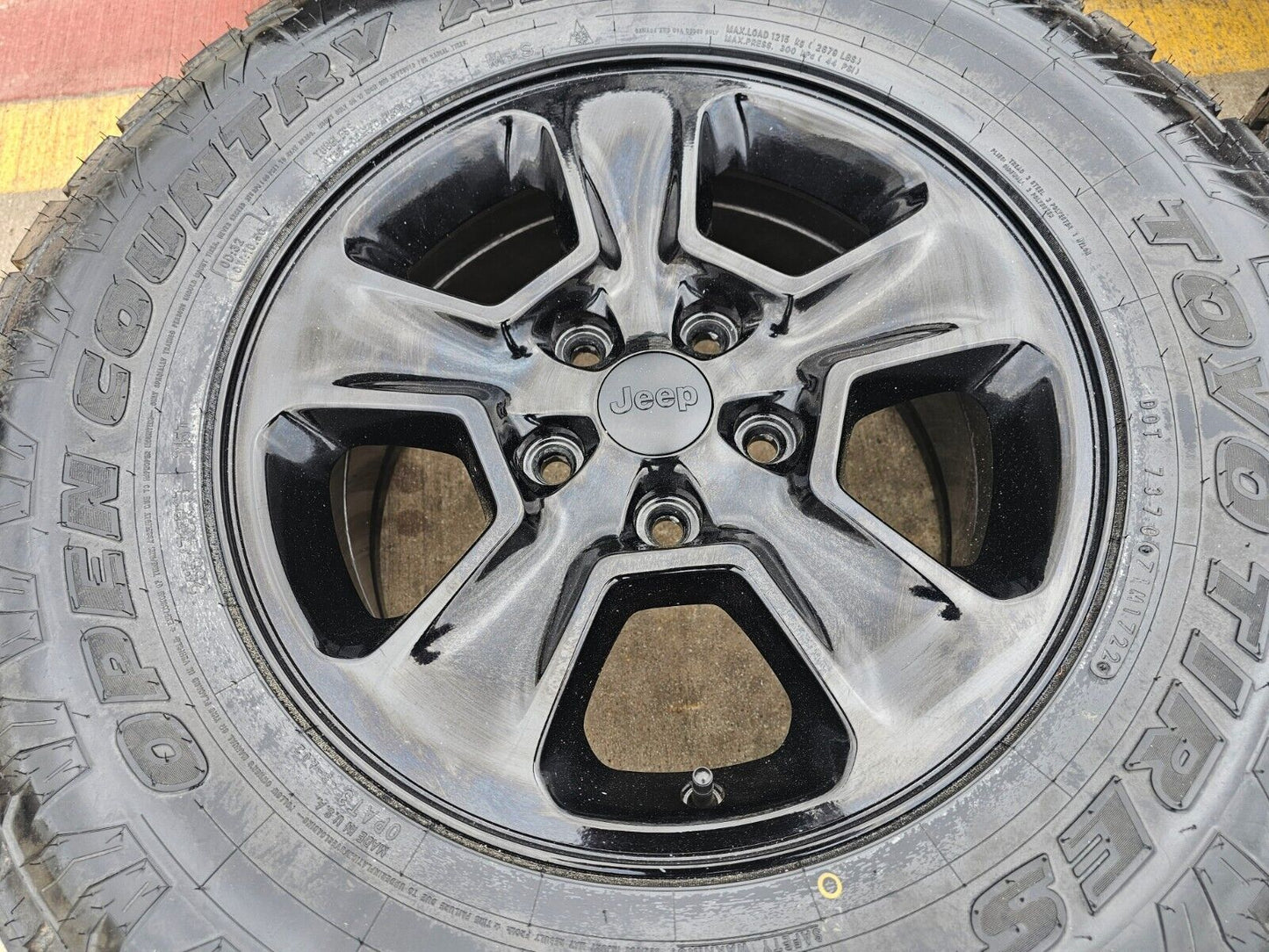 17" Jeep Grand Cherokee OEM wheels rims 9135 black TOYO tires A/T3 NEW
