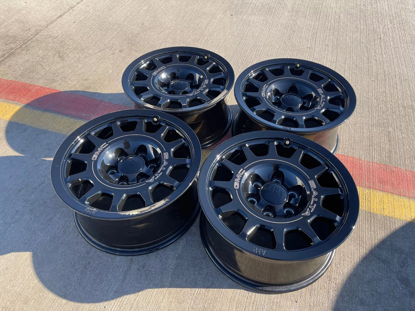 (4) 18" AEV SALTA GMC Sierra AT4X Chevy Silverado OEM rims wheels 2024 2025 2026
