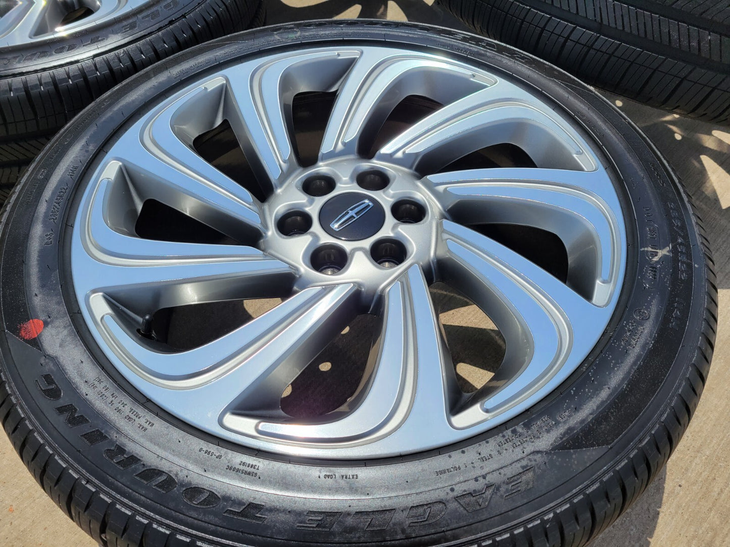 22" Lincoln Navigator OEM rims wheels tires RESERVE 10497 NEW