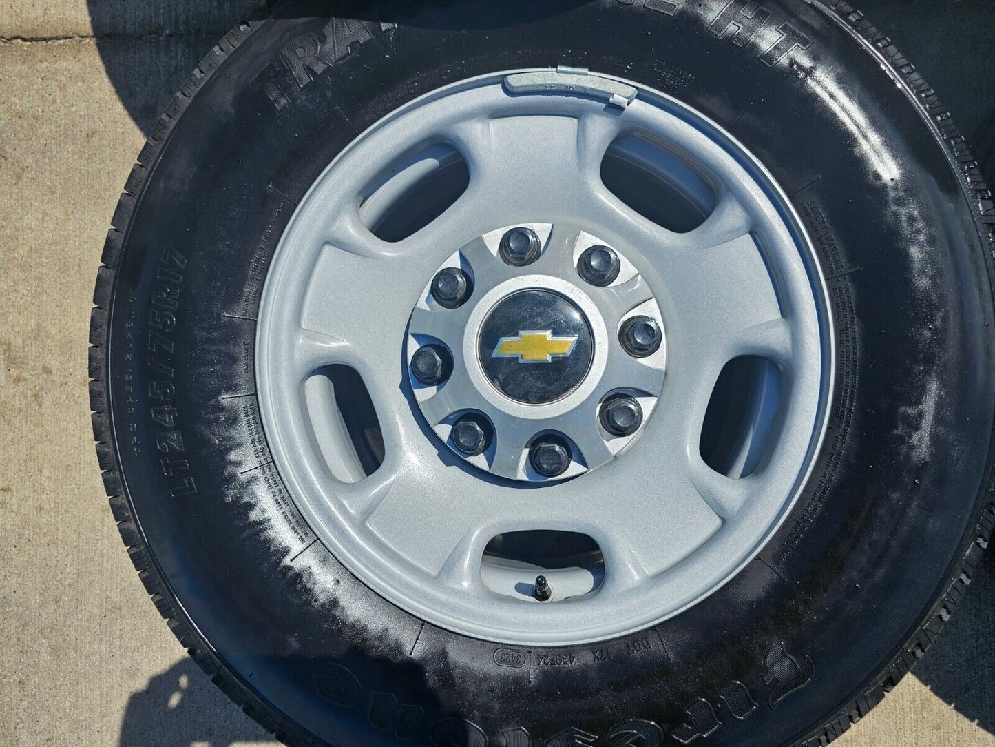 17" Chevy Silverado GMC Sierra 2500 OEM 8095 wheels 2021 2022 2023 2024 2025 NEW