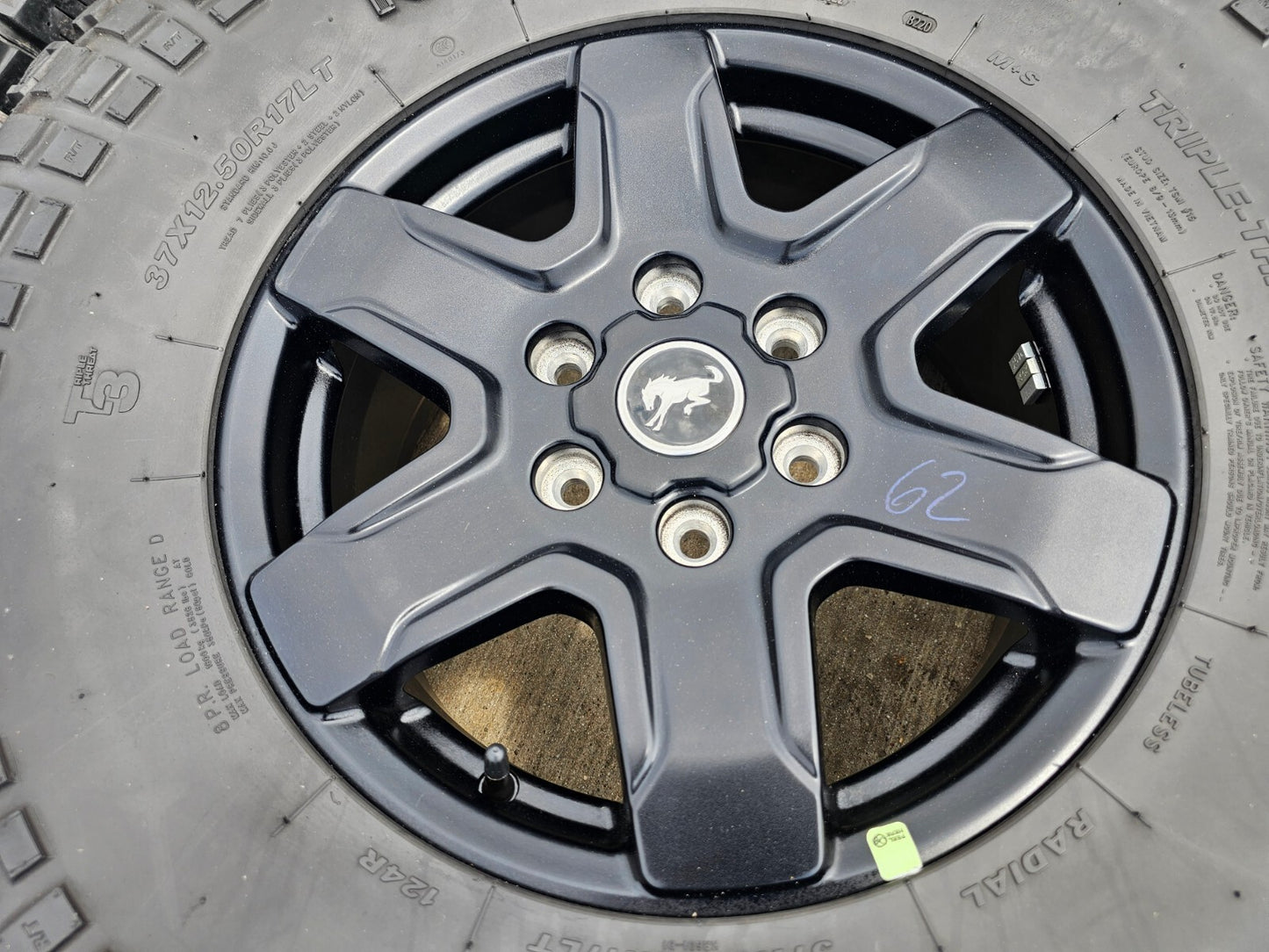 (4) 17" Ford Bronco wheels rims 95292 10383 SASQUATCH Ranger KENDA 37"