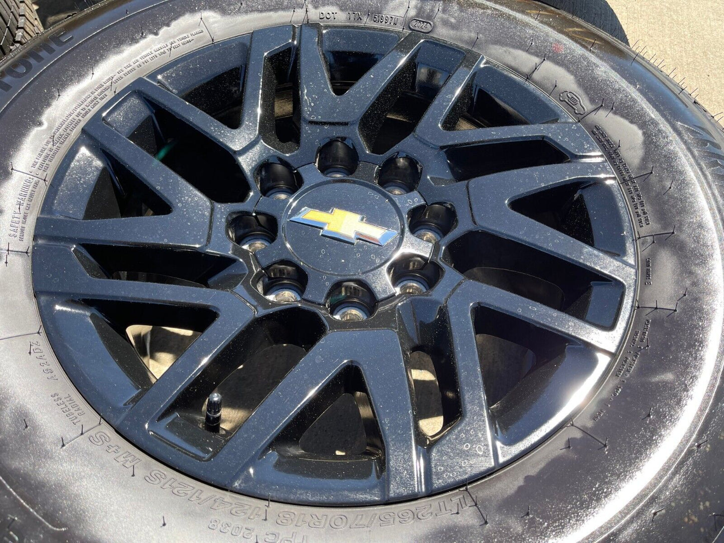 18" Chevy Silverado EV OEM wheels rims Sierra Hummer 2500 HEV 2024 2025 NEW