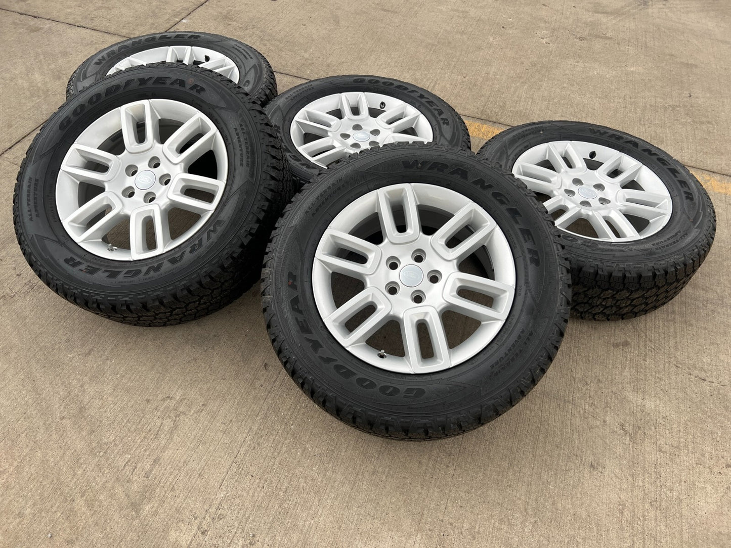 19" Land Rover DEFENDER Range Rover OEM wheels rims 72350 A/T 2023 2024 2025 NEW