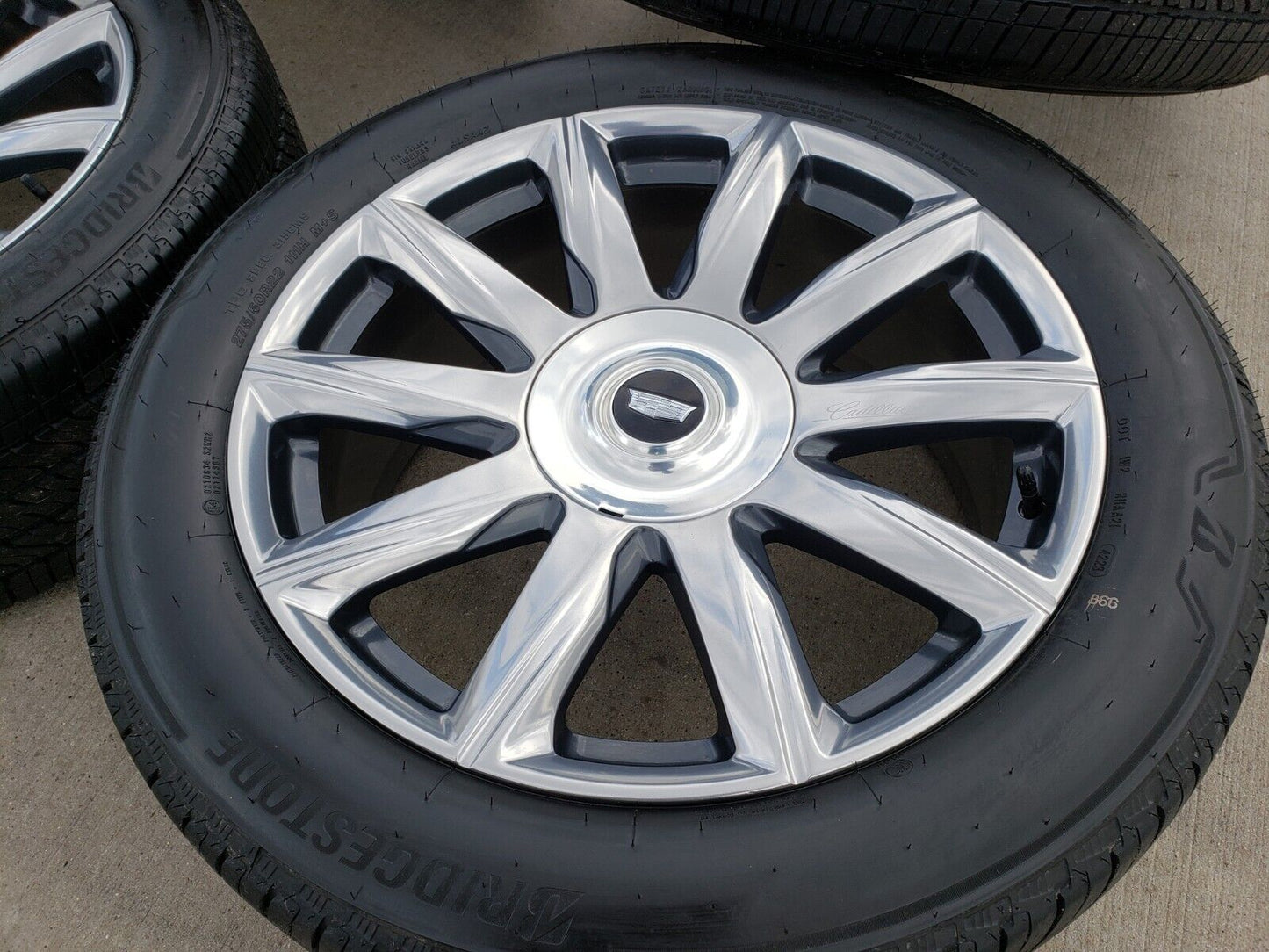 22" Cadillac Escalade Platinum OEM ORIGINAL wheels rims 95078 2023 2024 2025 NEW