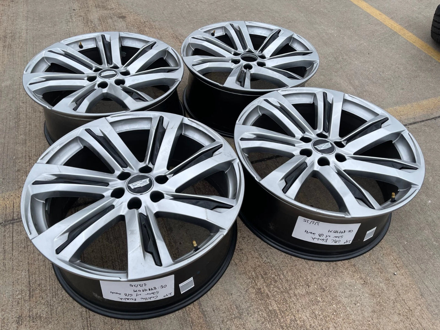 (1) 24" Cadillac Escalade V Platinum OEM wheel rim spare 2024 2025 2026 NEW