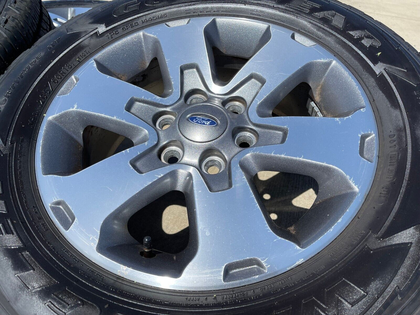 18" Ford F-150 Expedition OEM 3832 rims wheels tires GOODYEAR