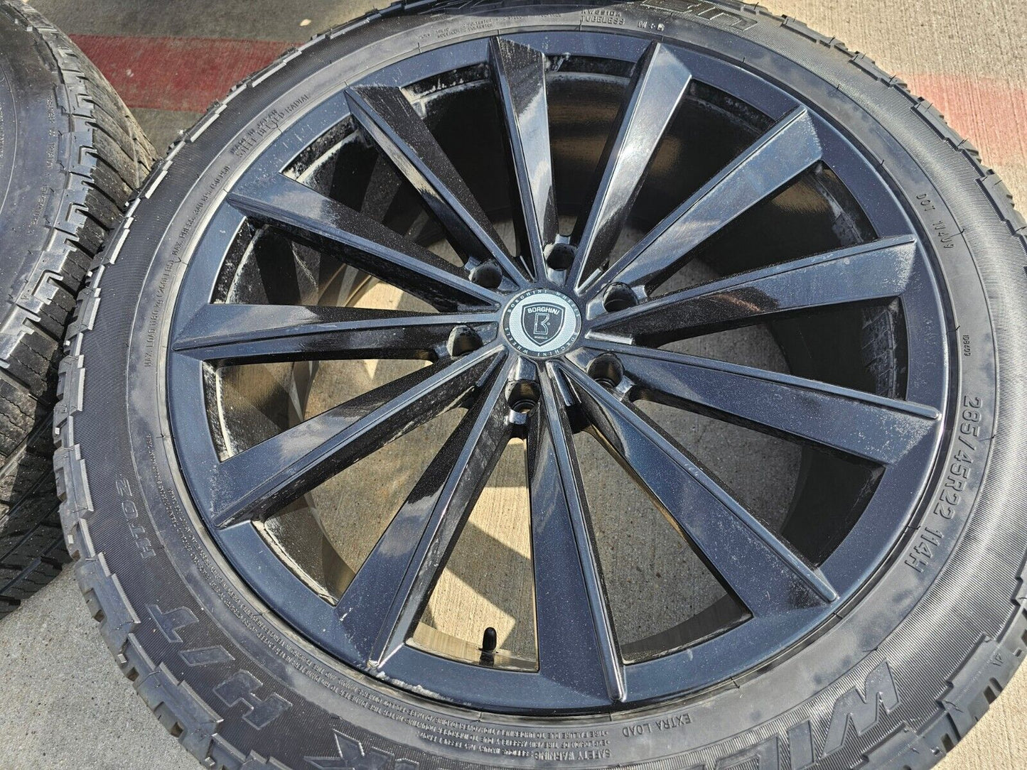 22x9.5 BORGHINI WHEEL B99-M Chevy Silverado RAM 1500 wheels rims 6x139 6x5.5