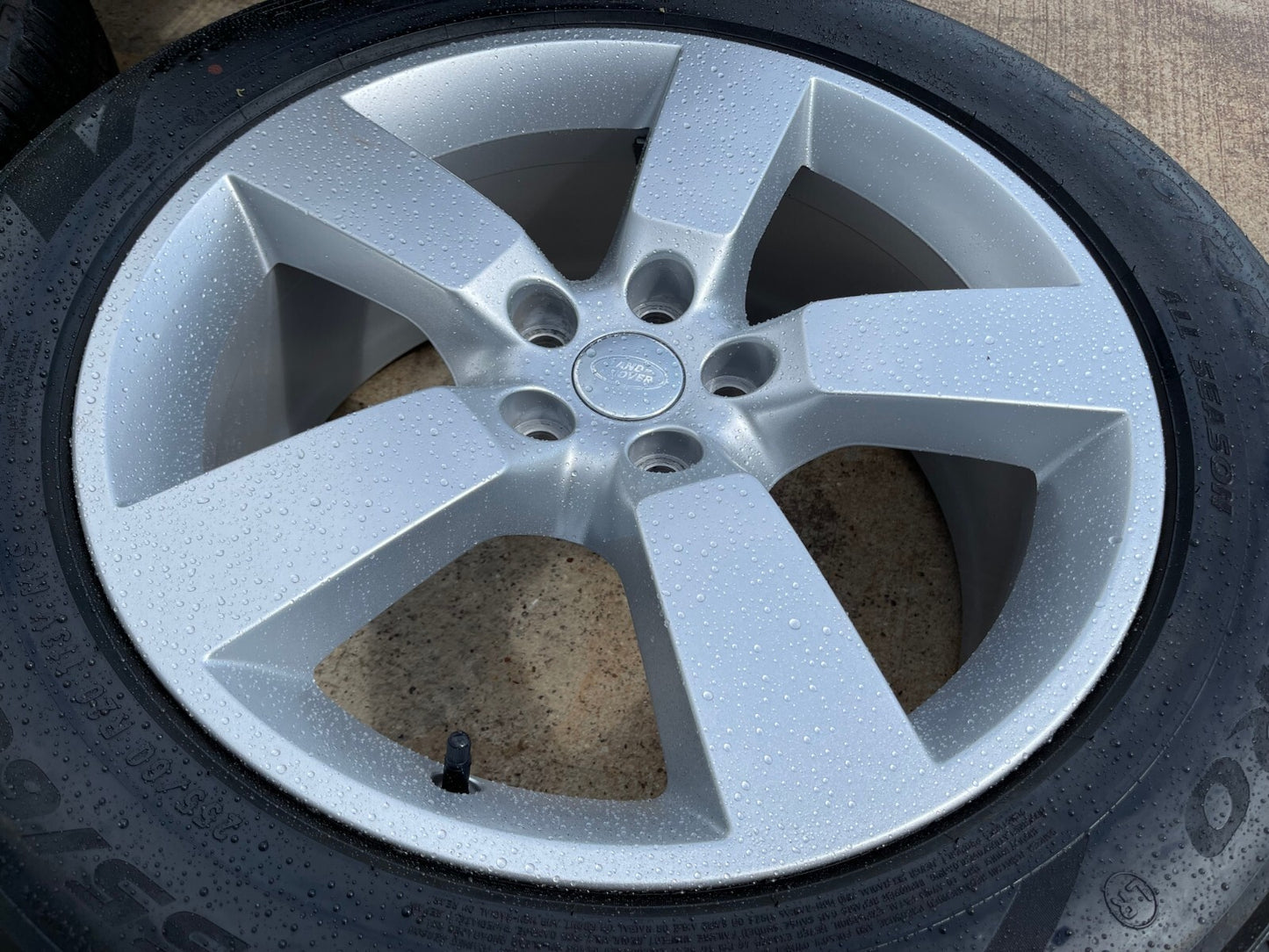 20" Land Rover Defender OEM wheels rims Range 2024 2025 2026 NEW