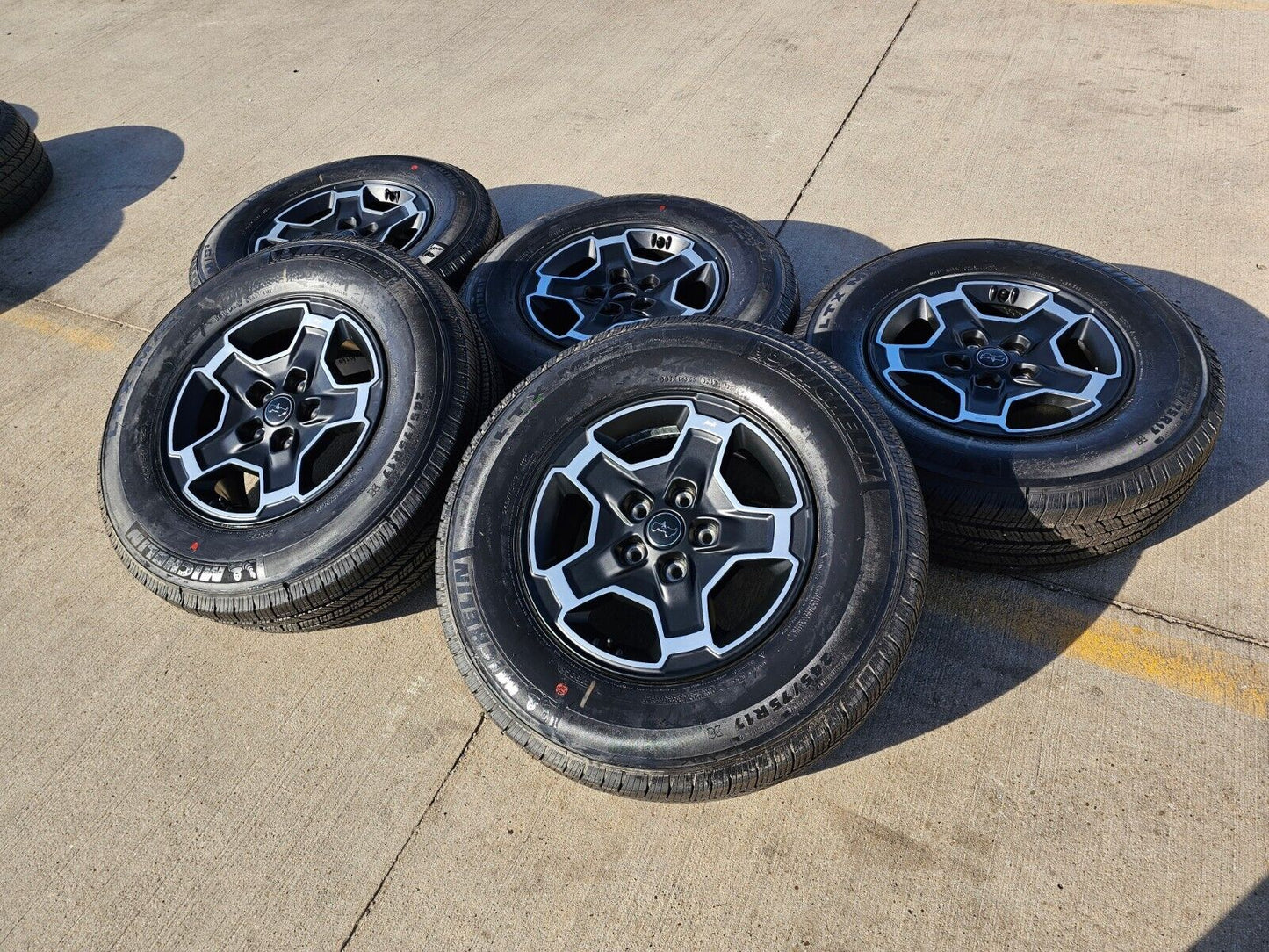 17" Jeep Gladiator RUBICON OEM black wheels rims Wrangler 96956 NEW