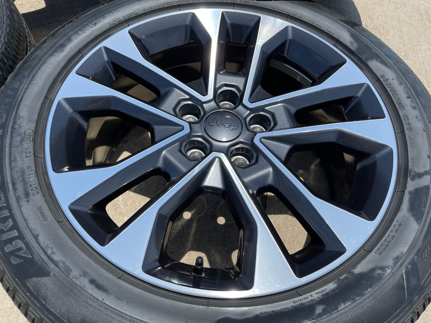 20" Jeep Grand Cherokee L Dodge Durango OEM 9289 wheels rims