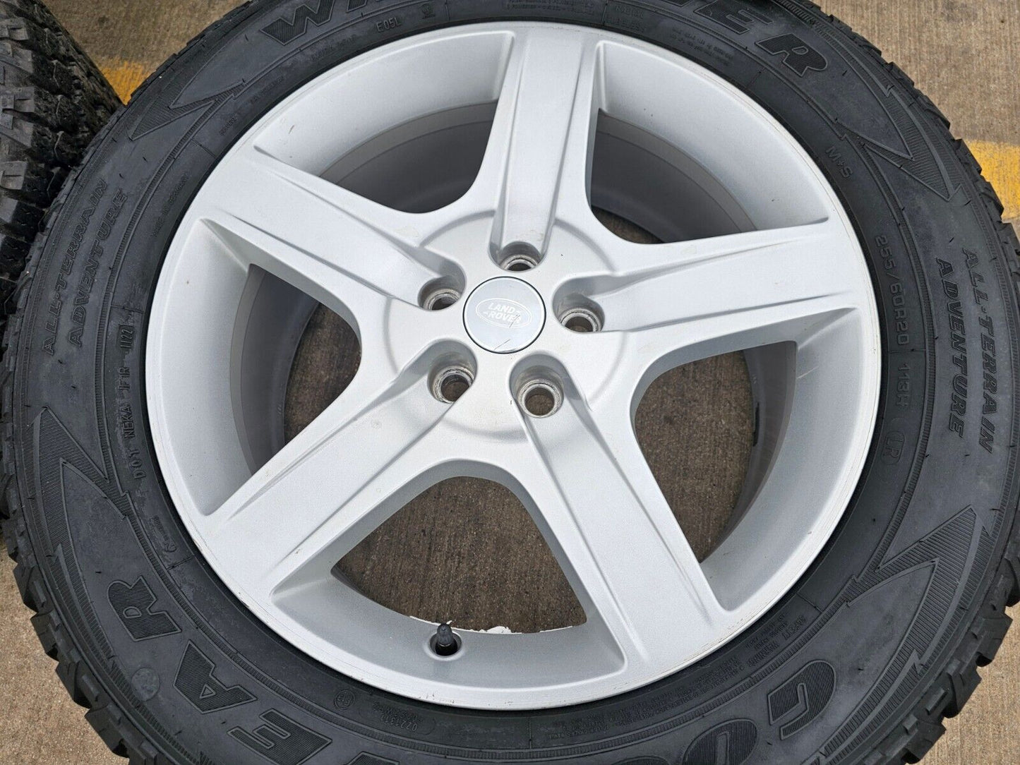 20" Land Rover Defender OEM wheels rims 72352 96980 Range 2023 2024 2025