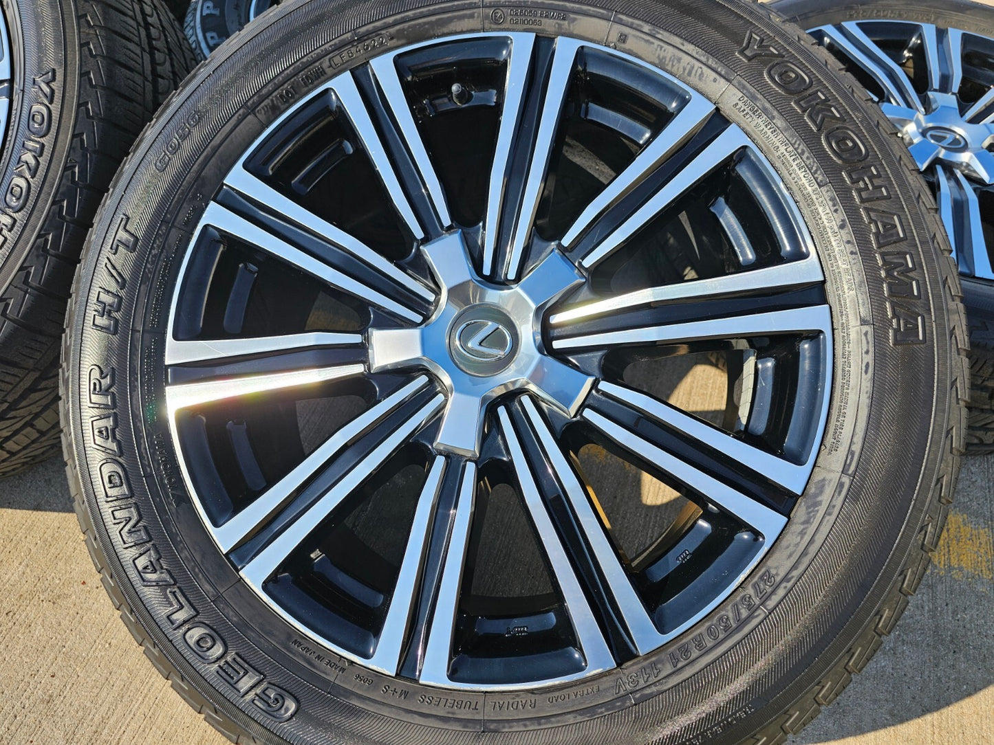21" Lexus LX570 Land Cruiser OEM 74341 wheels rims tires 5x150