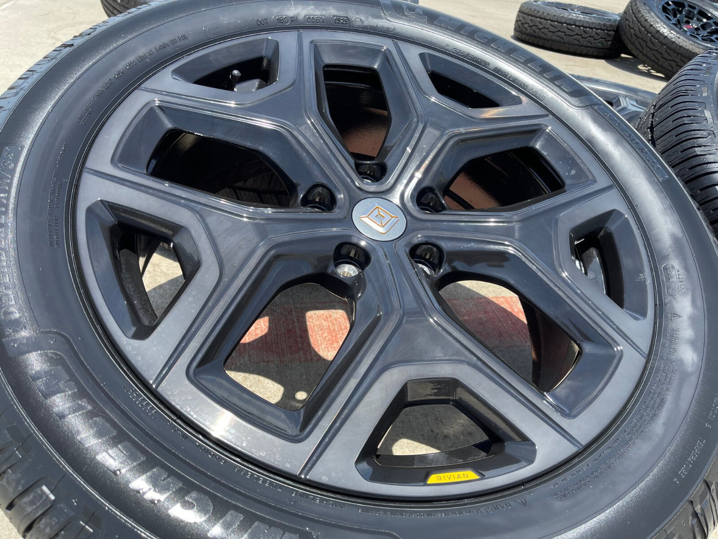 22" Rivian R1T R1S OEM wheels rims tires 2022 2023 2024 2025 2026 NEW MICHELIN