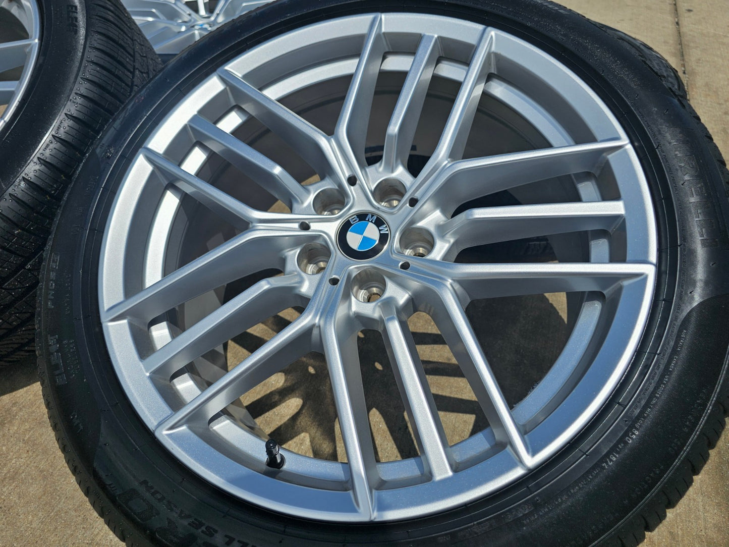 19" BMW 530i 540i 4 5 6 7 OEM Series wheels rims 2021 2022 2023 2024 2025 NEW