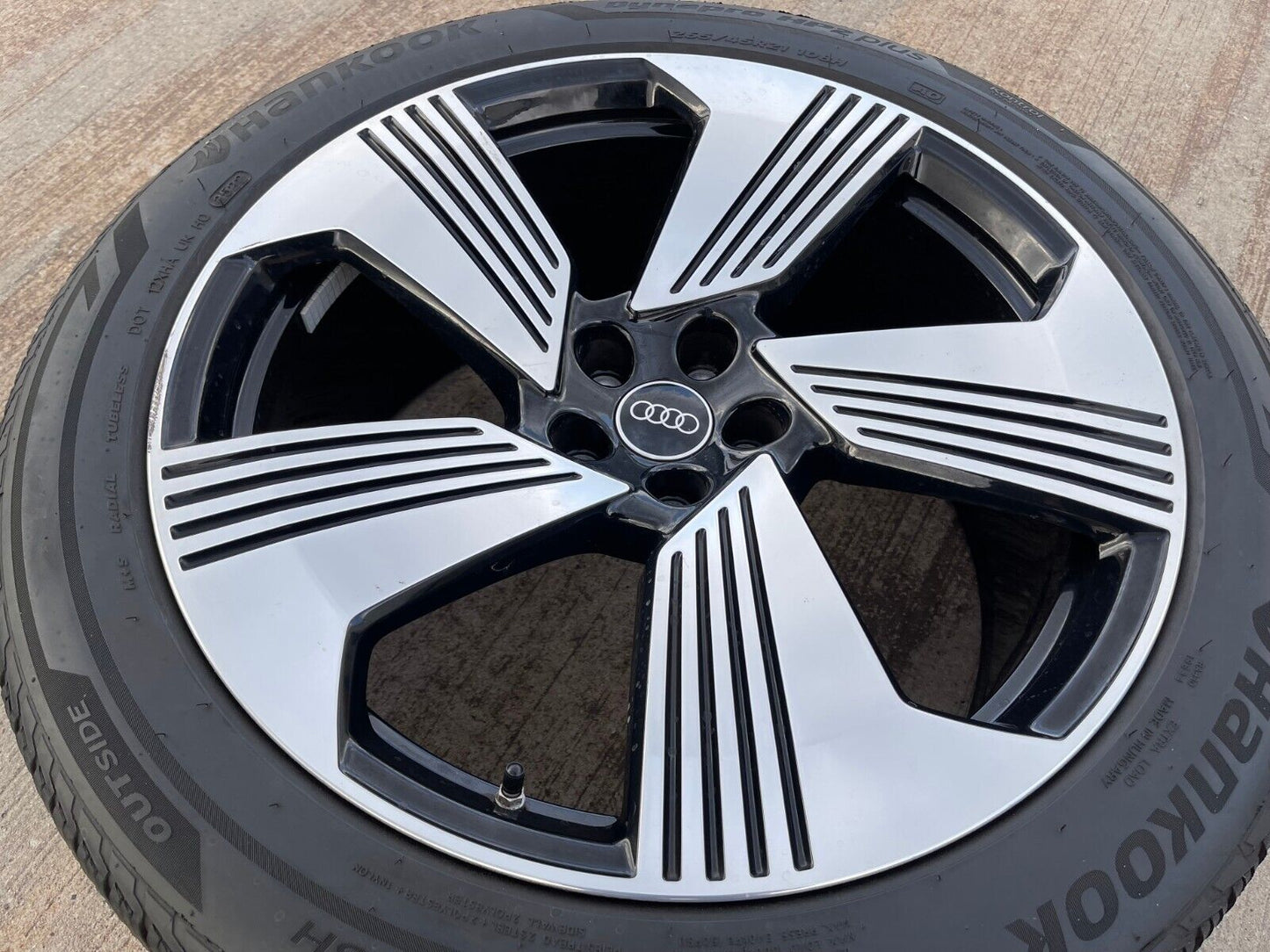 21" Audi E-Tron GT OEM wheel rim 59116 tire spare 2019 2020 2021 2022 2023 2024