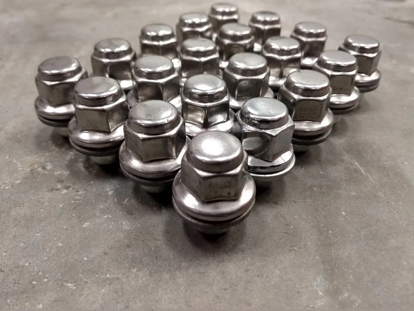 (20) 12x1.5 OEM Toyota Camry lug nuts polished Avalon Corolla Rav-4 Lexus RX350