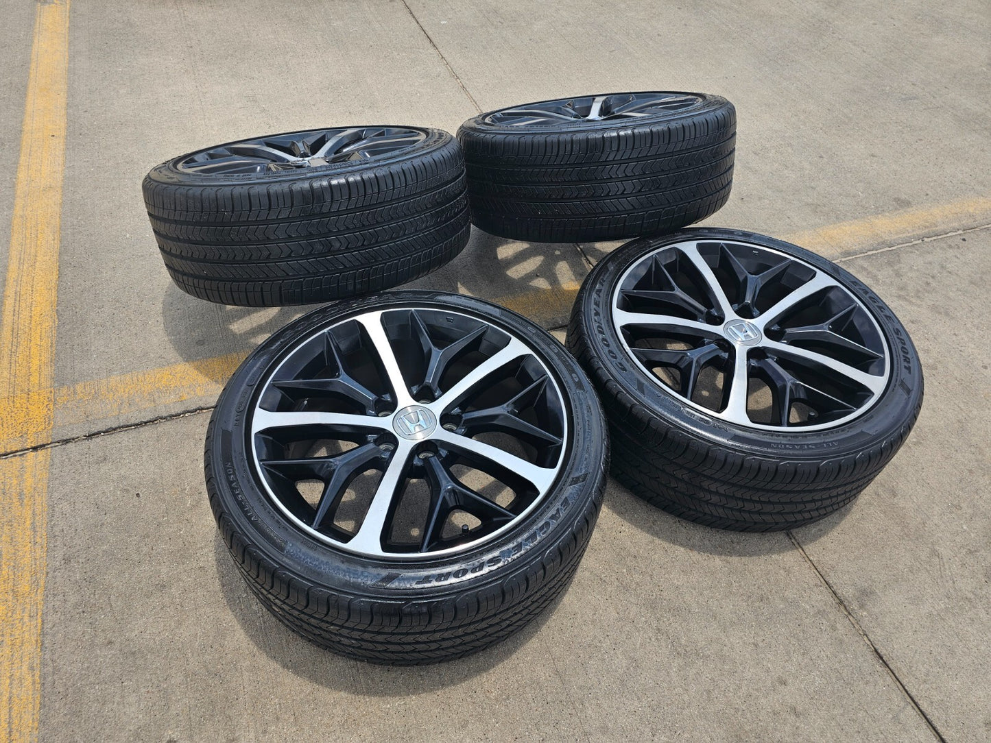 18" Honda Civic OEM wheels rims 63163 HR-V Accord tires