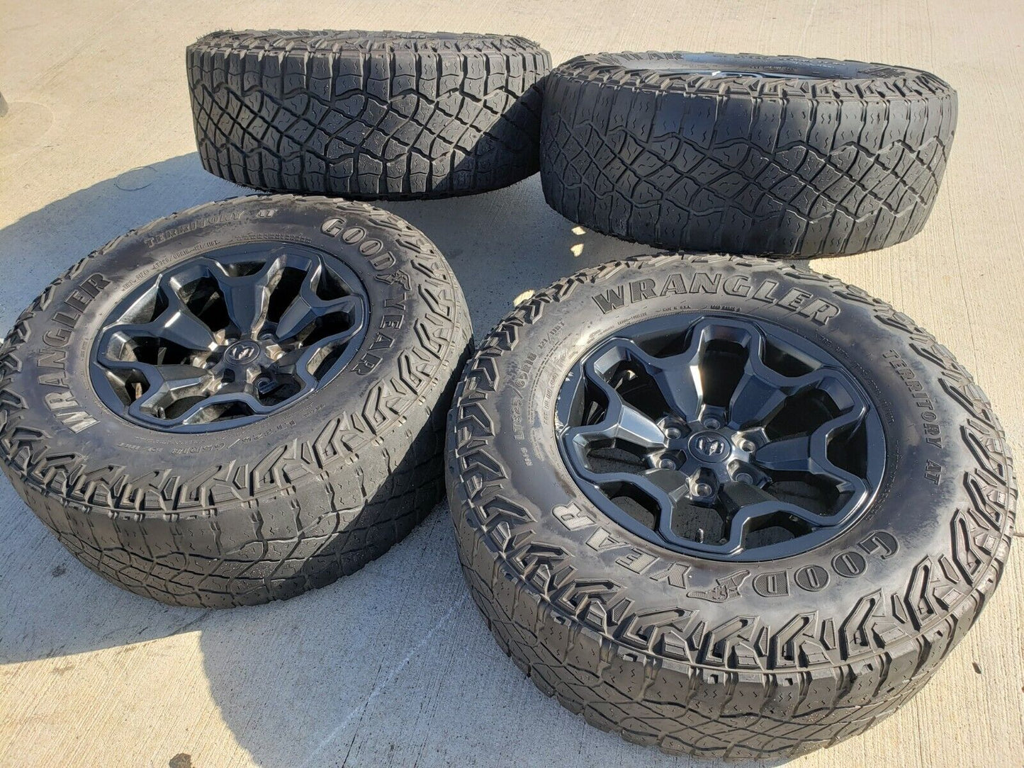 18" Dodge Ram 1500 TRX Black OEM 66002 wheels rims 35" tires 2021 2022 2023 2024